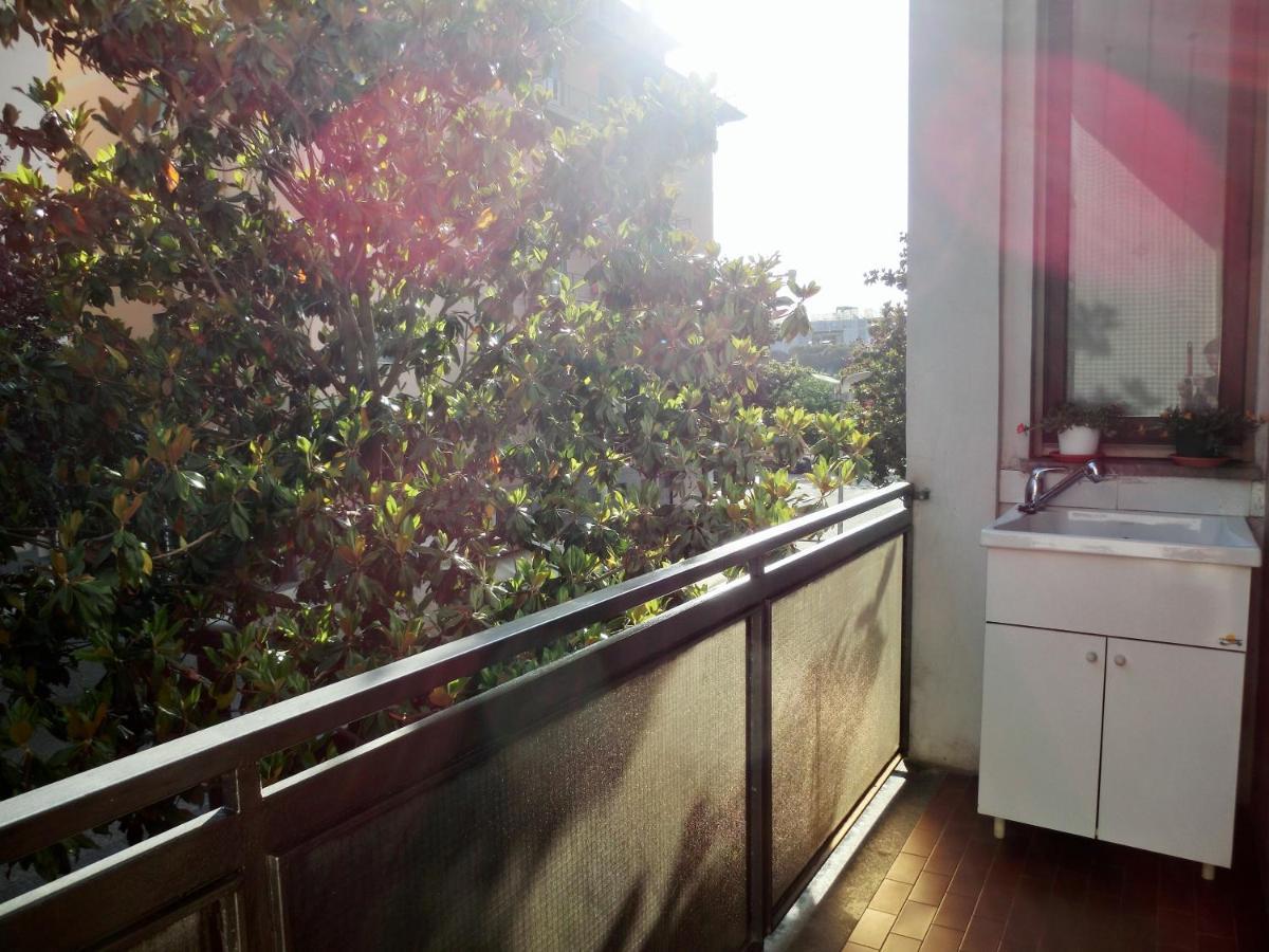 Casa Di Giada Appartamento Luminoso A Due Passi Dalla Tramvia Per Firenze スカンディッチ エクステリア 写真
